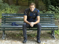 Навальный обвинил в своем отравлении боевым отравляющим веществом лично пУТИНА